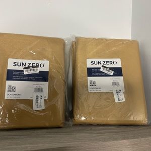 95"×50" Evelina Faux Dupioni Silk Thermal
Extreme 100% Blackout Back Tab Curtain